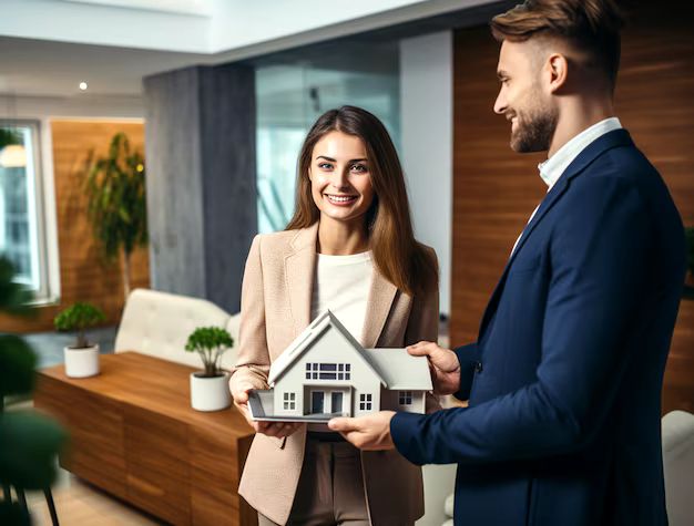 Finding the Best Real Estate Agents in Delhi: A Comprehensive Guide